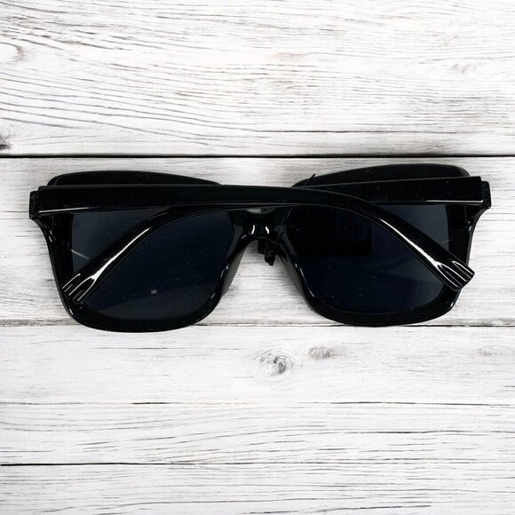 Sunglasses Lot of Five Assorted Pairs Wearable Glasses Black Oversize Wayfarer - Picture 8 of 8